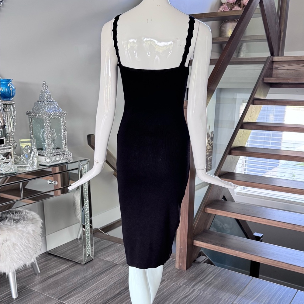 NWOT 🖤❤️ Black Sweater Knit Midi Dress with Floral Accents - Picture 7 of 17